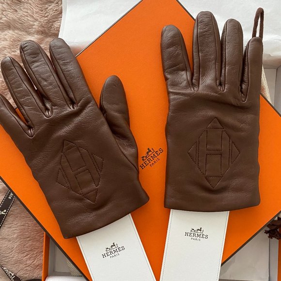 HERMES Leather Gloves - Picture 1 of 10